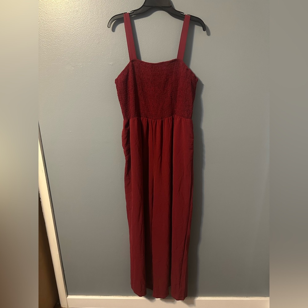 Elegant burgundy jumpsuit